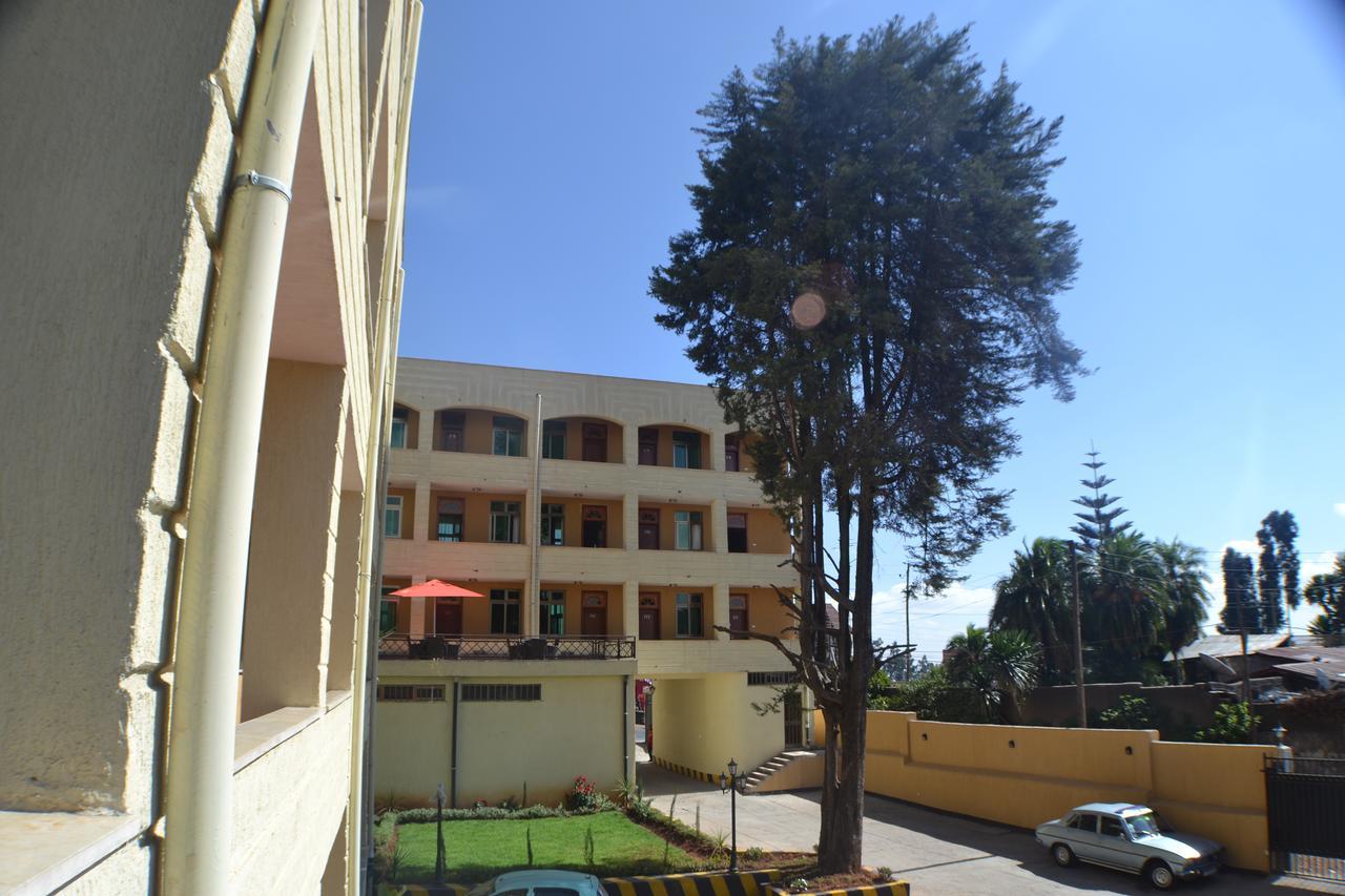 Fasil International Hotel Addis Ababa Exterior photo